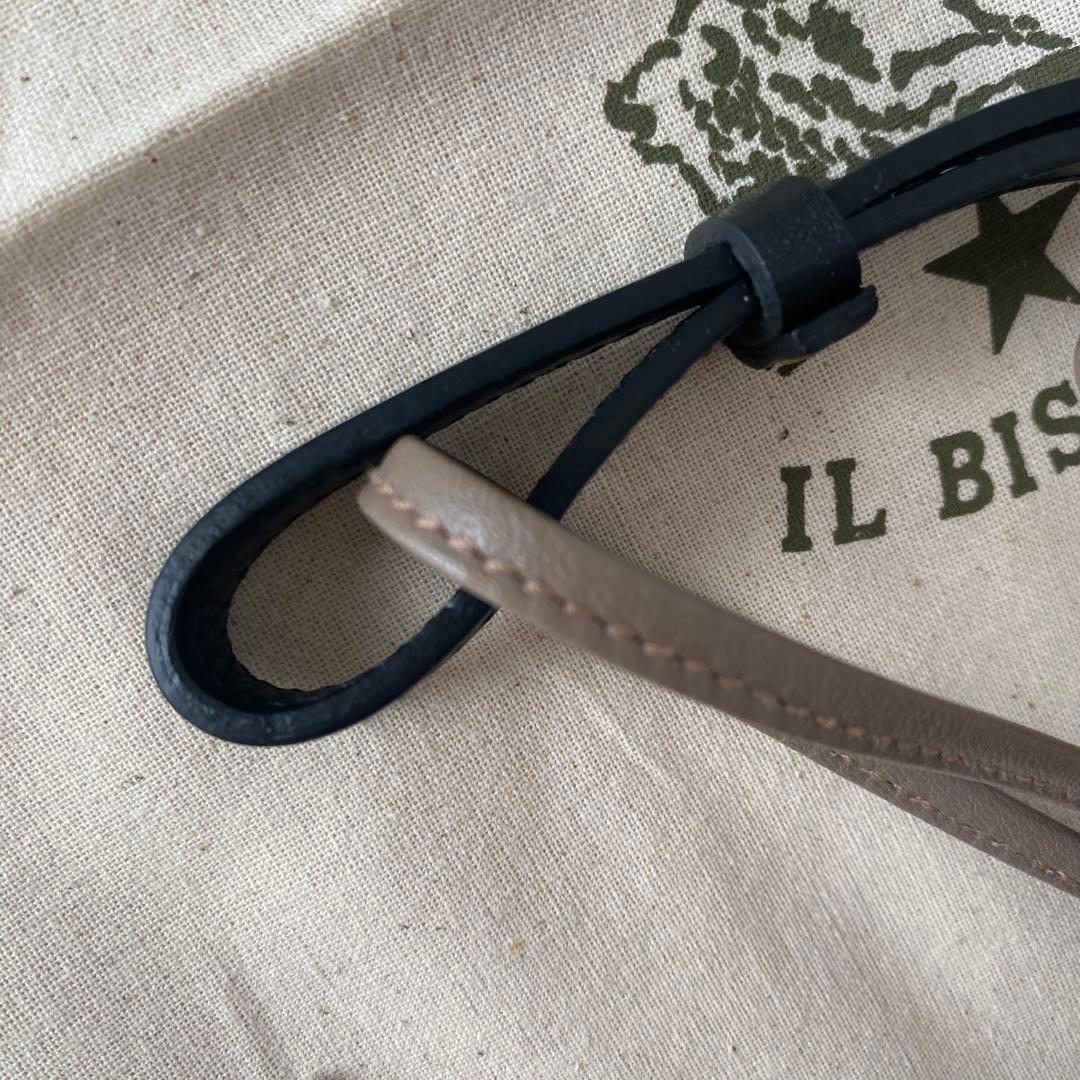 お値下げ中　イルビゾンテ　レザーショルダーバッグ ベージュと黒