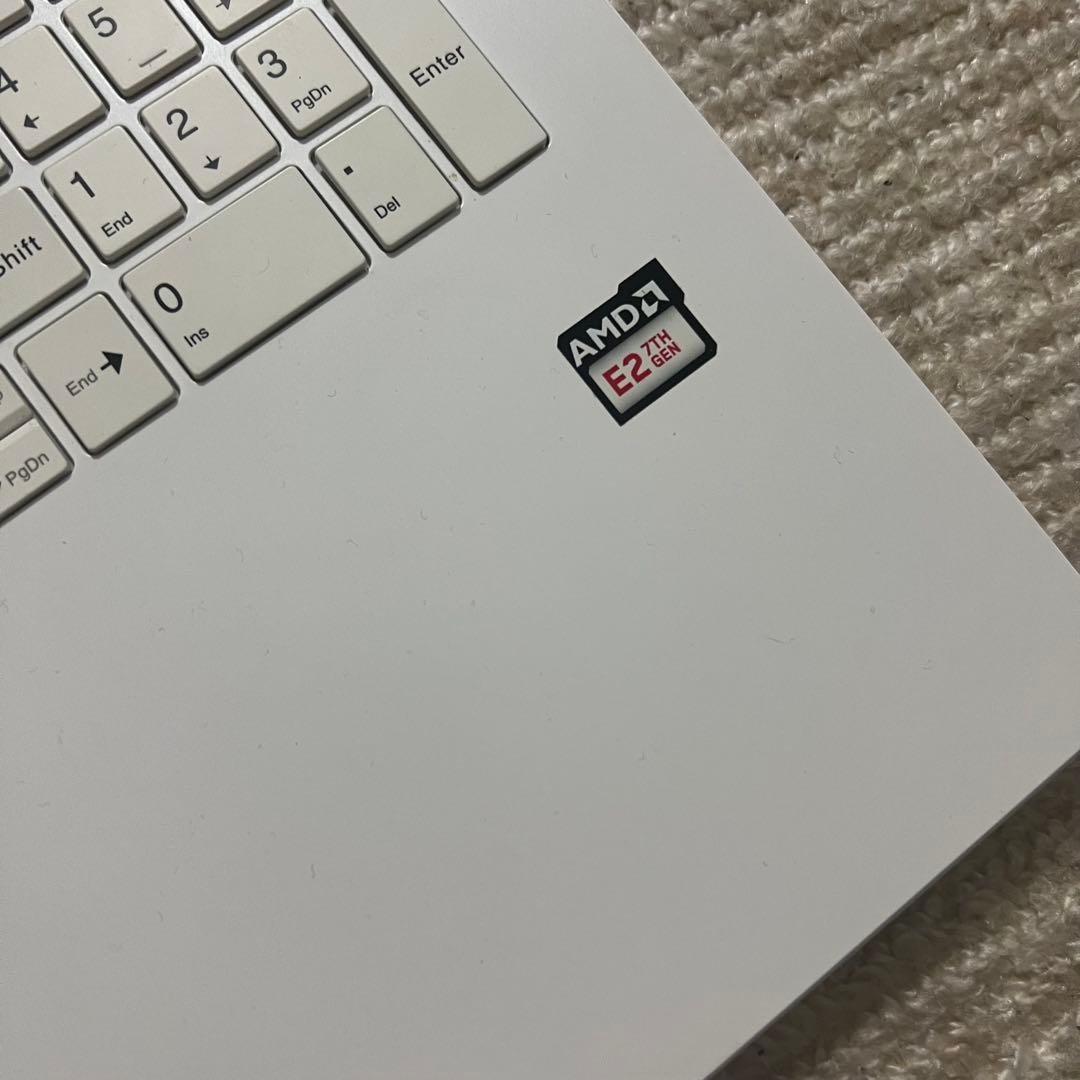 LAVIE NEC ノートパソコン PC-NS150EWZ
