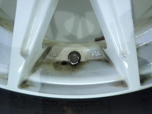 B1090【送料無料】スタッドレスタイヤ 165/65R14 4本セット