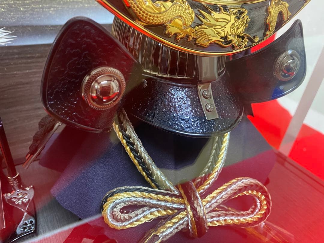 伊達政宗　東京久月　五月人形　家紋付き兜飾り　オルゴール付きガラスケース入