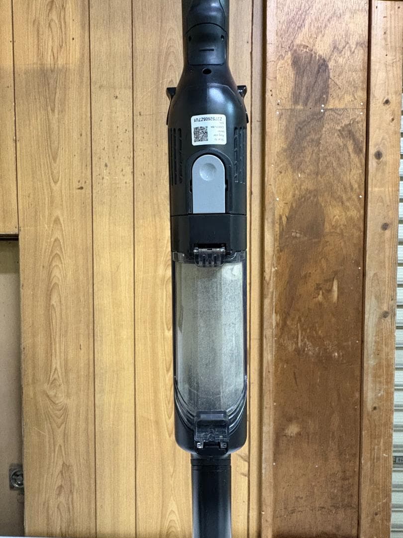 Shark シャーク コードレススティッククリーナー CS601JBK