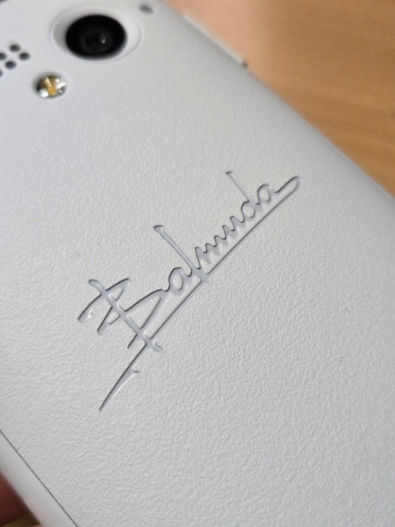 【極美品】BalmudaPhone バルミューダフォン SIMフリー 本体のみ