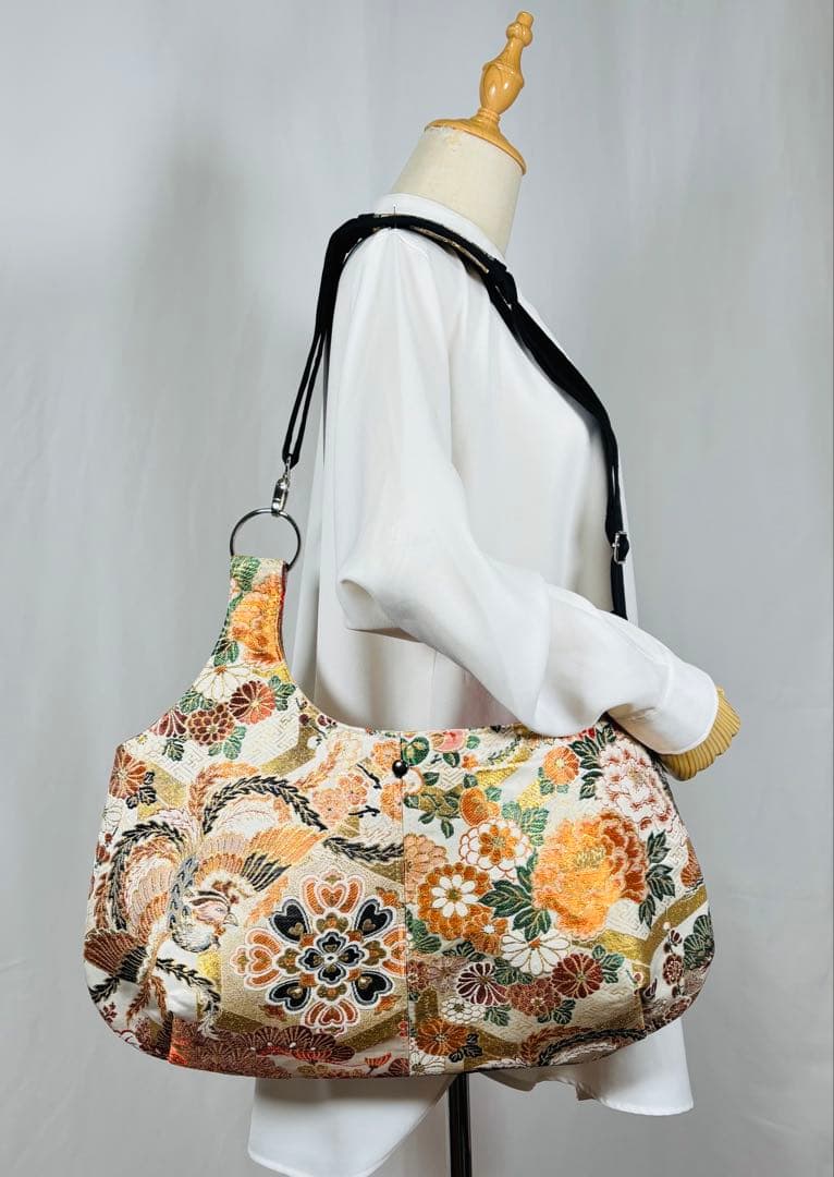 帯バッグリメイク　773番アシンメトリーBIGリバーシブル(肩あて飾り付き)