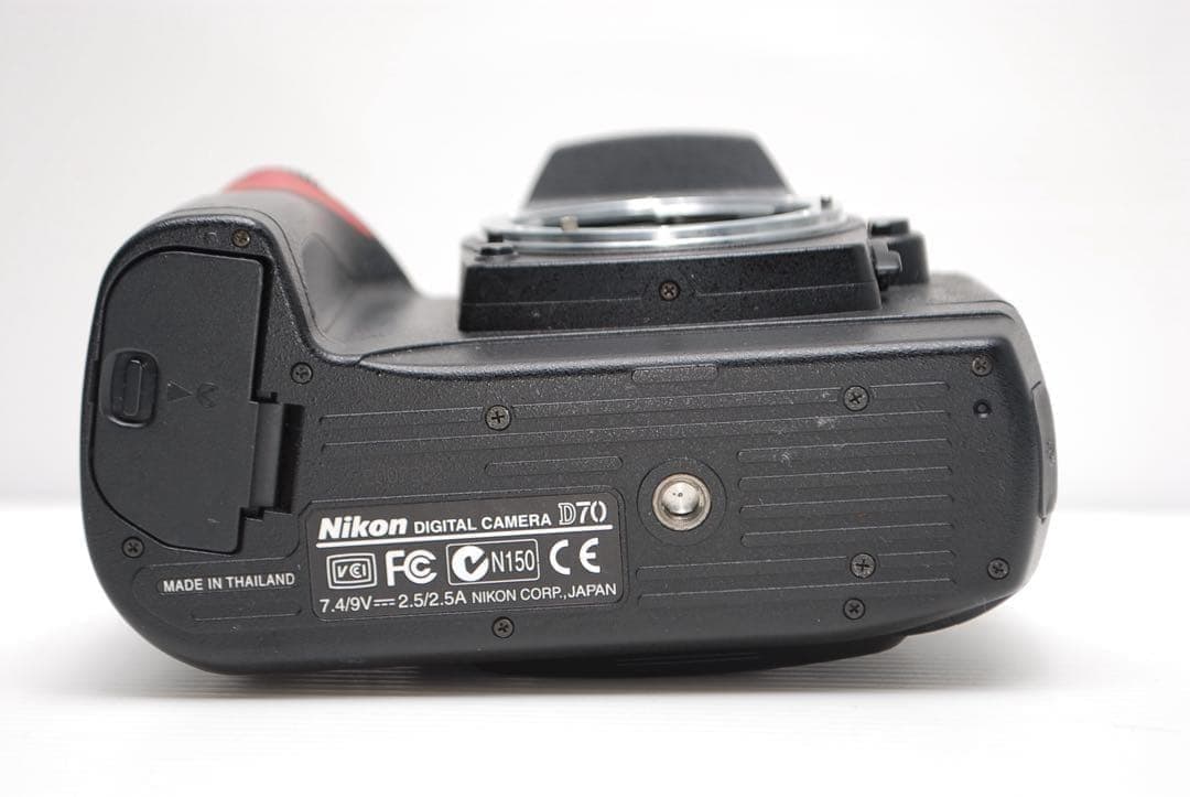 ⭐︎Nikon D70⭐︎ダブルレンズセット 動作良好 良品 バッテリーの持ち◎