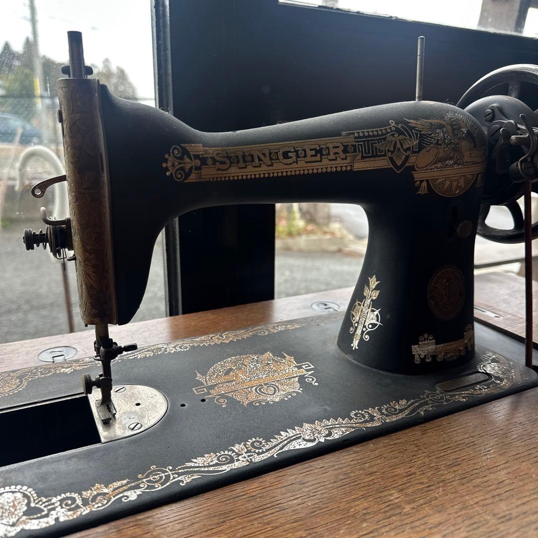 これで本当に削除❣️ヴィンテージ　シンガーミシン