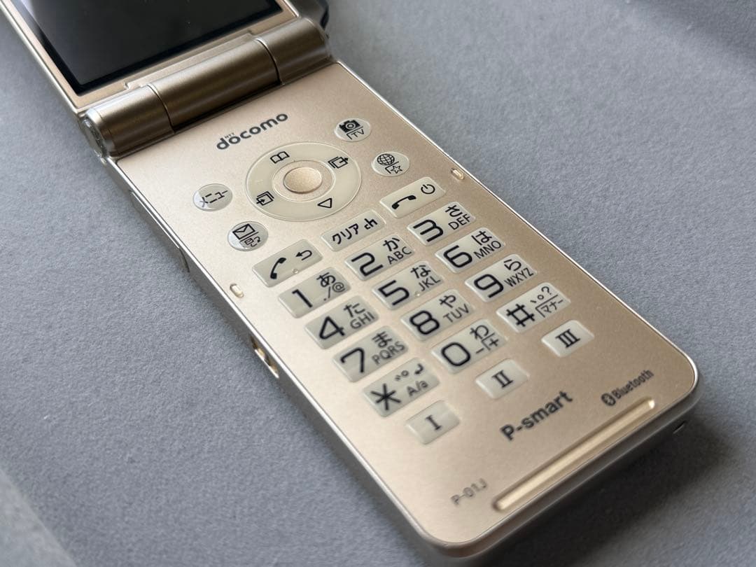 docomo P-01J P-Smart ガラケー/ガラホ 携帯電話