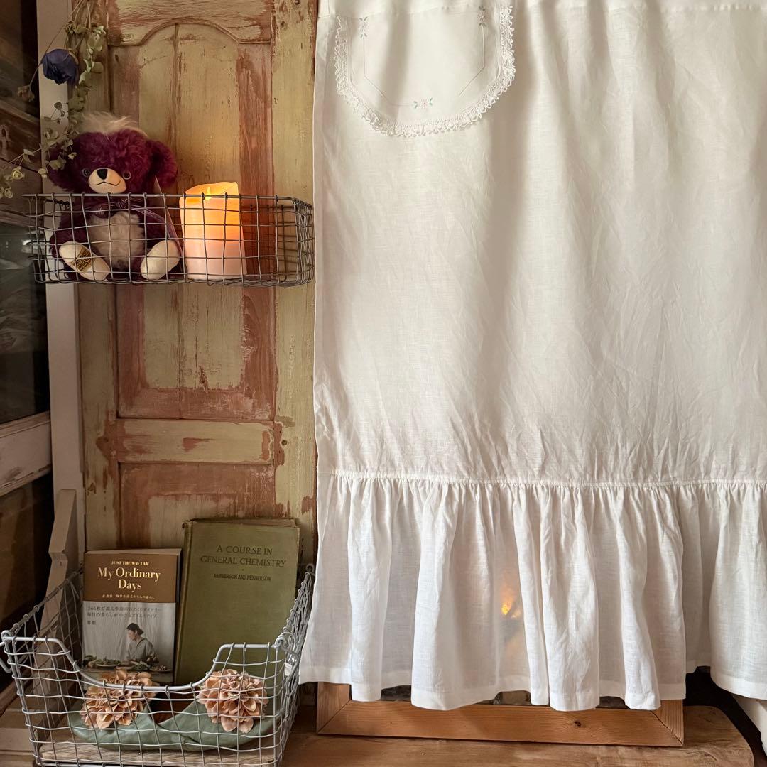ホワイトリネンナチュラルフリルカーテンஐ⋆*ドイリー付き