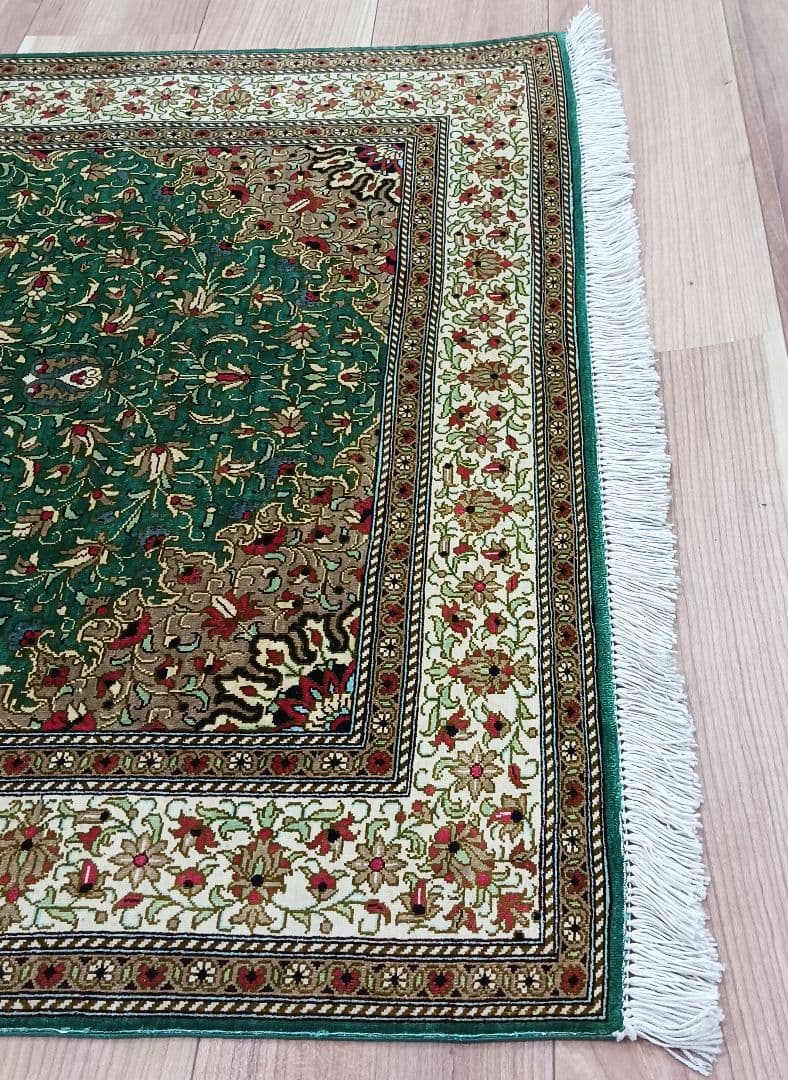 Y3348 高級ペルシャ絨毯 クム産 シルク100% 手織り90万ノット