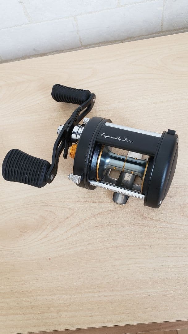 ダイワ Daiwa CLASSIC UTD 300L 未使用 釣り リール