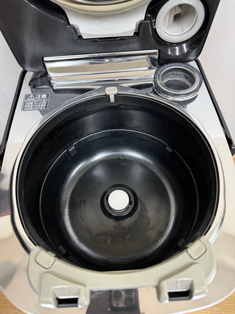 Panasonic 圧力IHジャー炊飯器SR-SPA108（2018年製）