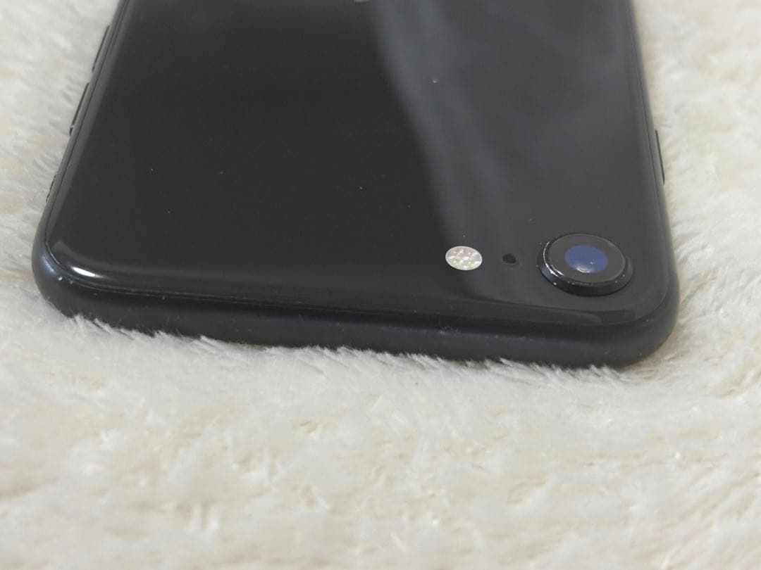 iPhone SE (第2世代) 64GB SIMフリー ブラック