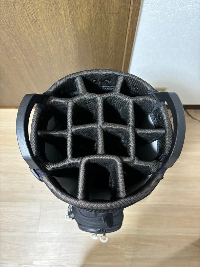 TaylorMade テーラーメイド ブラック キャディバッグ