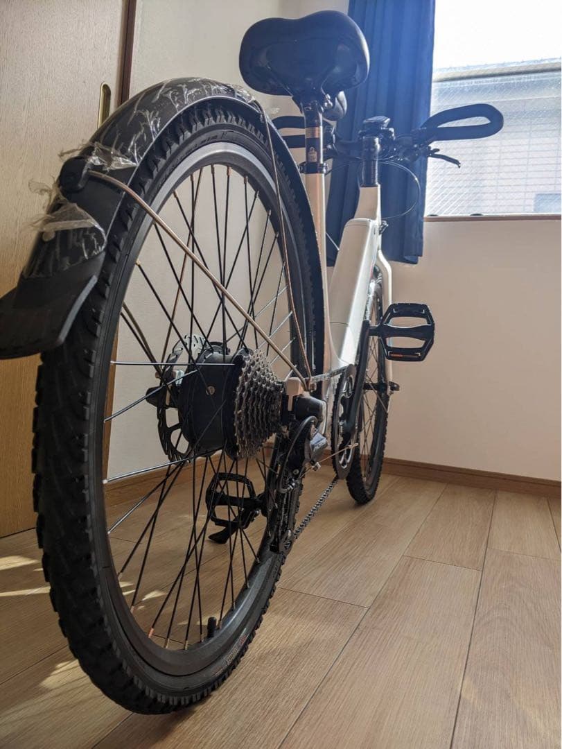 電動アシスト自転車 ホワイト 26インチ