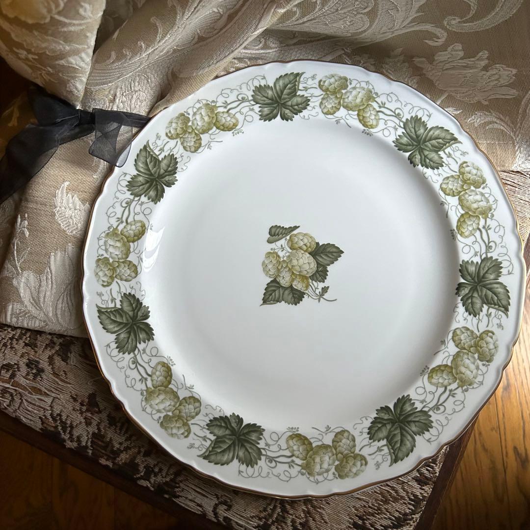 Worcester MATHON 静かな冬の風景を閉じ込めた英国の器