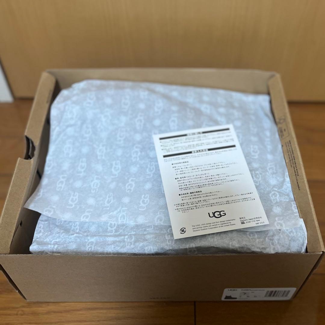 【完売品】UGG Neumel Platform Chelsea スモークプラム