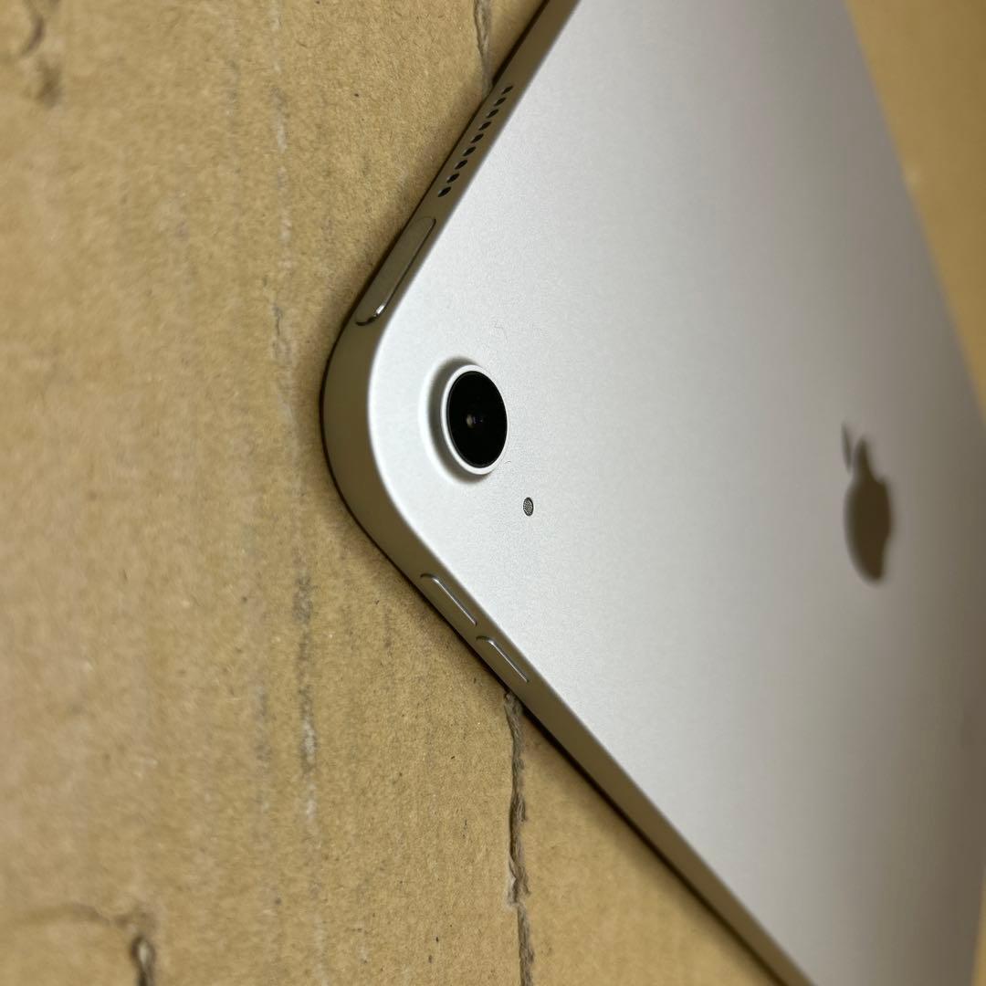 IPAD 第10世代　256GB WIFI シルバー