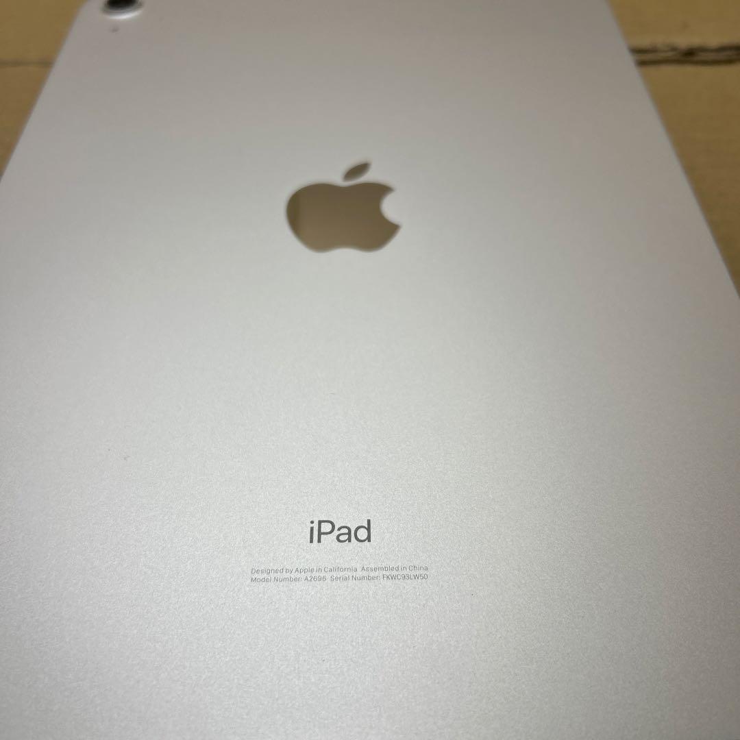 IPAD 第10世代　256GB WIFI シルバー