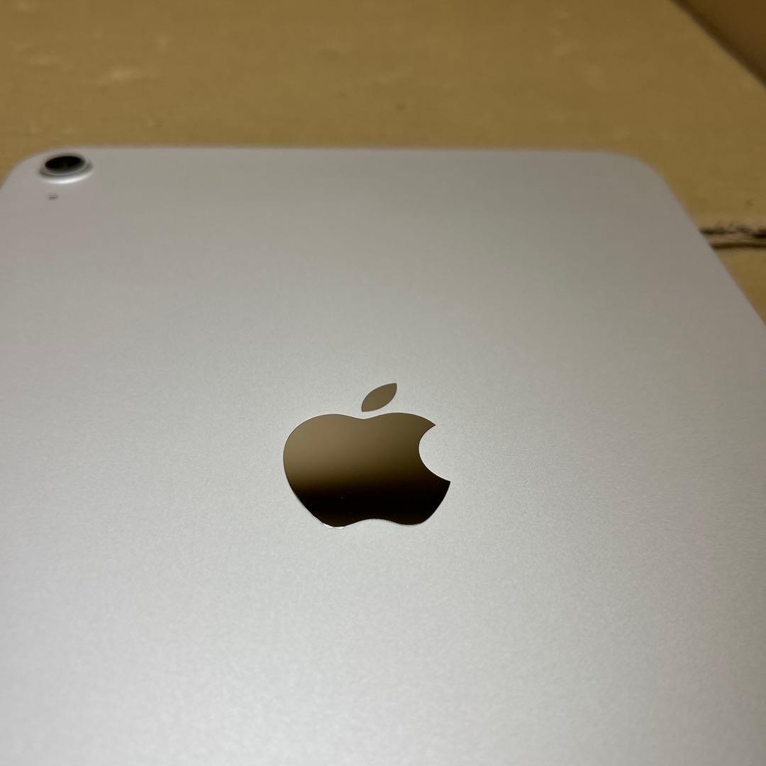IPAD 第10世代　256GB WIFI シルバー