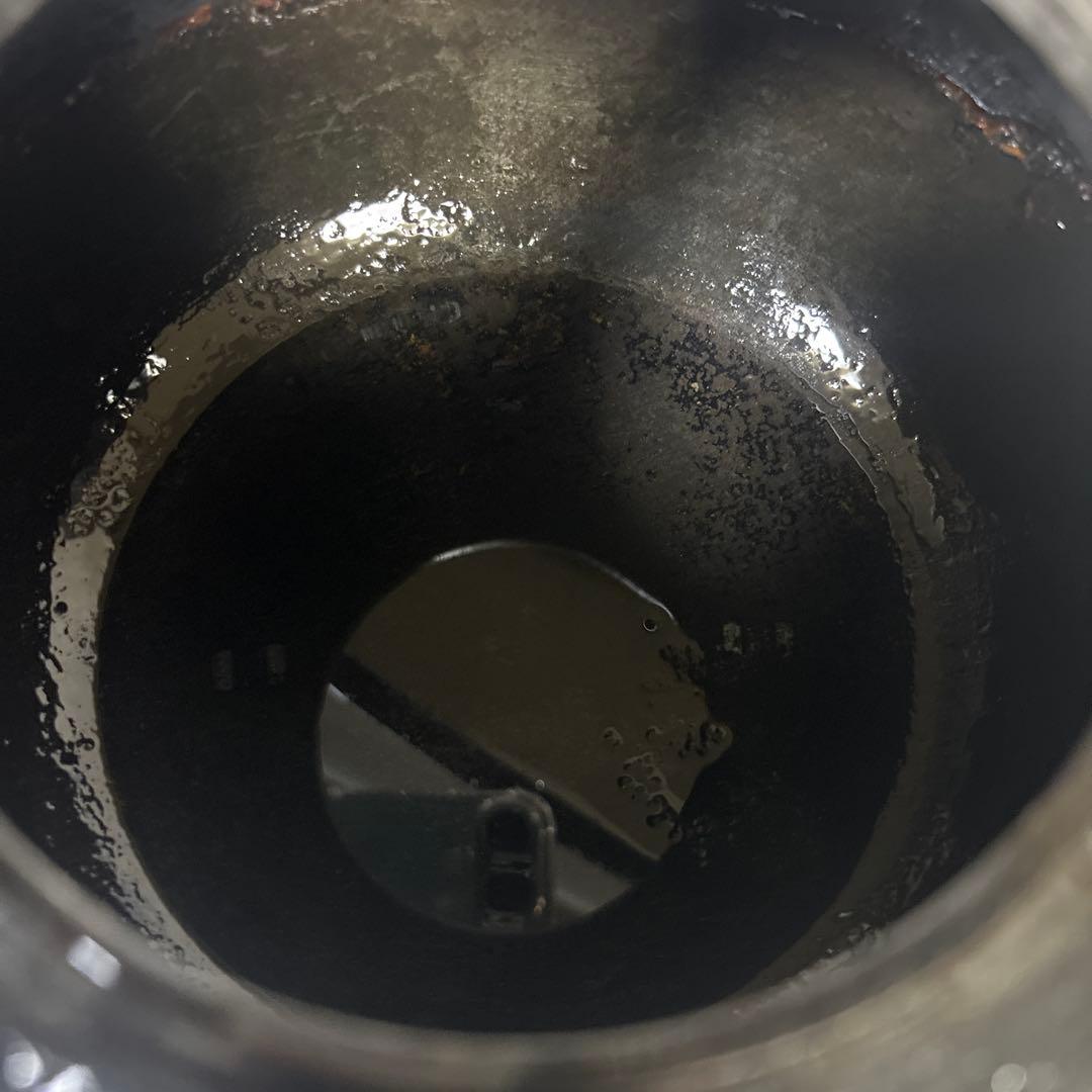 黒い鋳鉄製鉄瓶