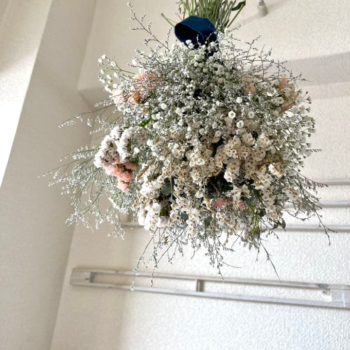 かすみ草フライングブーケ