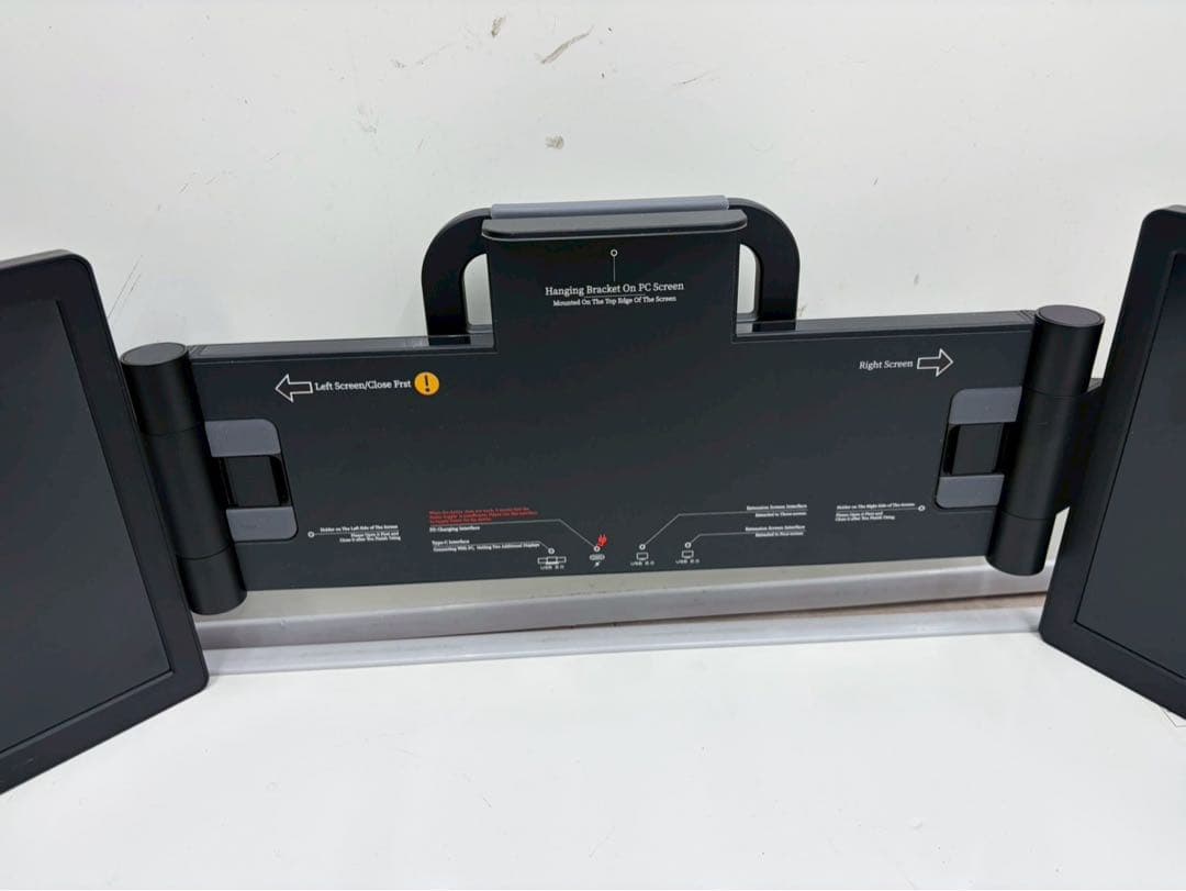 ノートPC用ドッキング型デュアルモニター PROMETHEUS DUAL