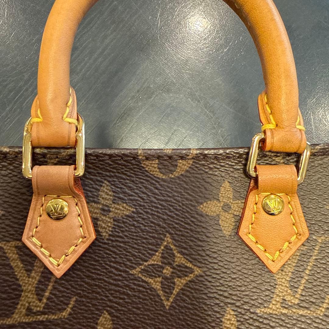 Louis Vuitton ルイヴィトン　プティットサックプラ