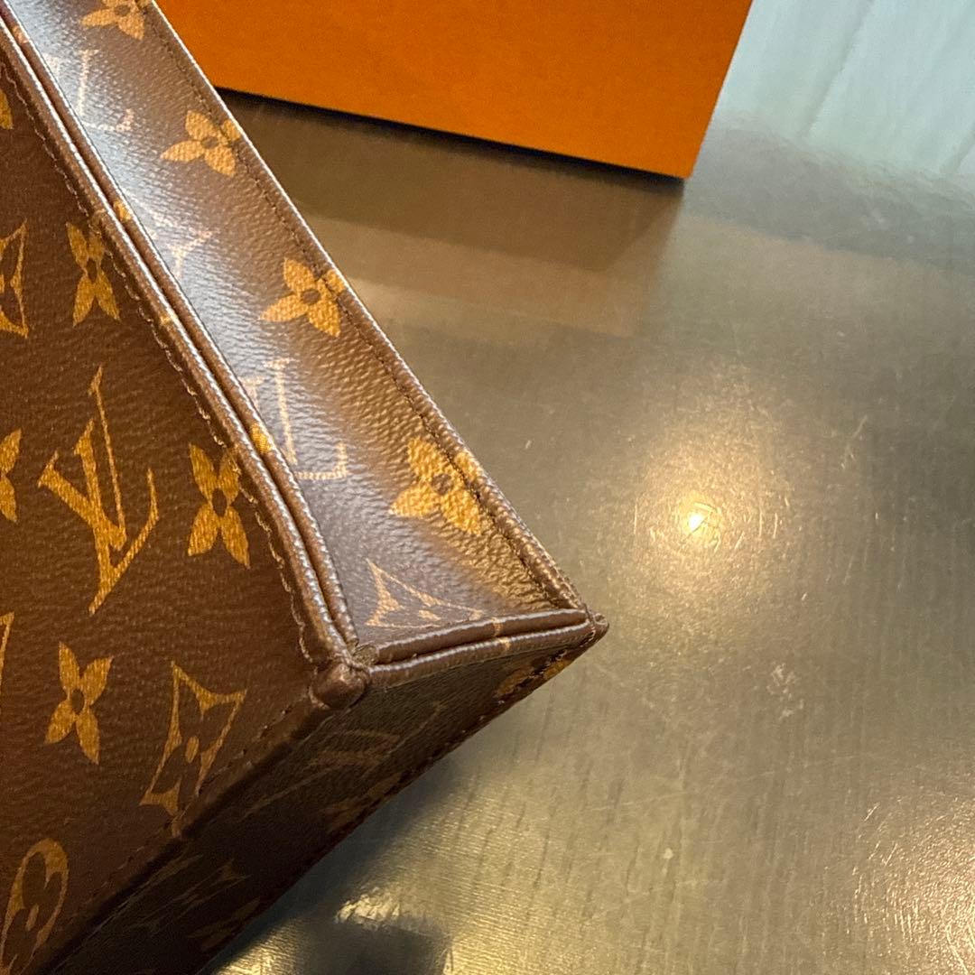 Louis Vuitton ルイヴィトン　プティットサックプラ