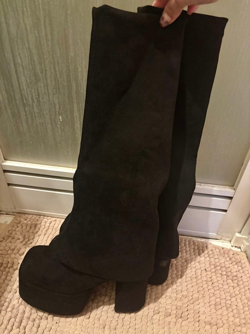 EMODA ルーズフレアカバーフィットブーツ BLACK