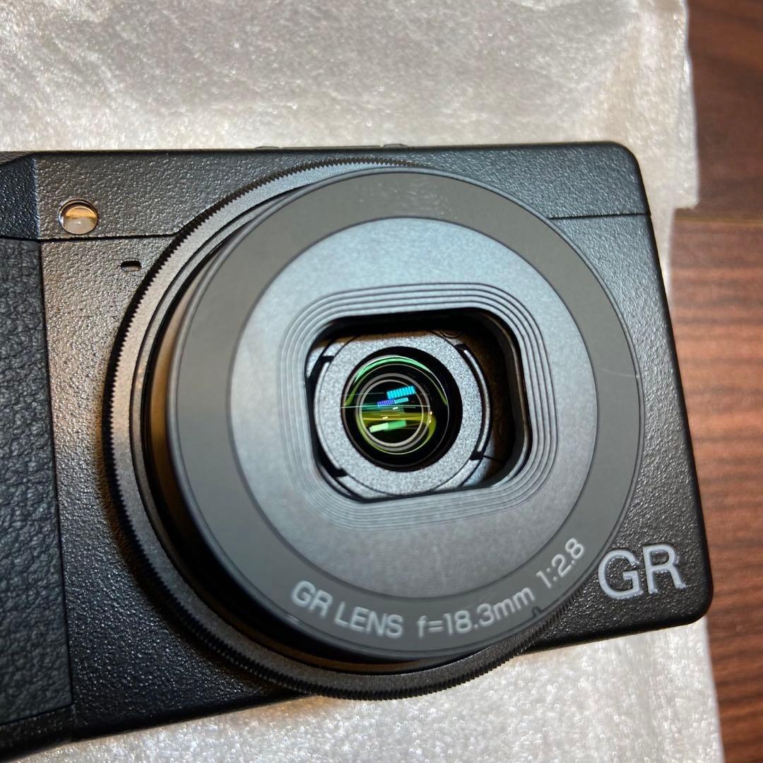 RICOH GR Ⅲ デジカメ ほぼ新品 4930