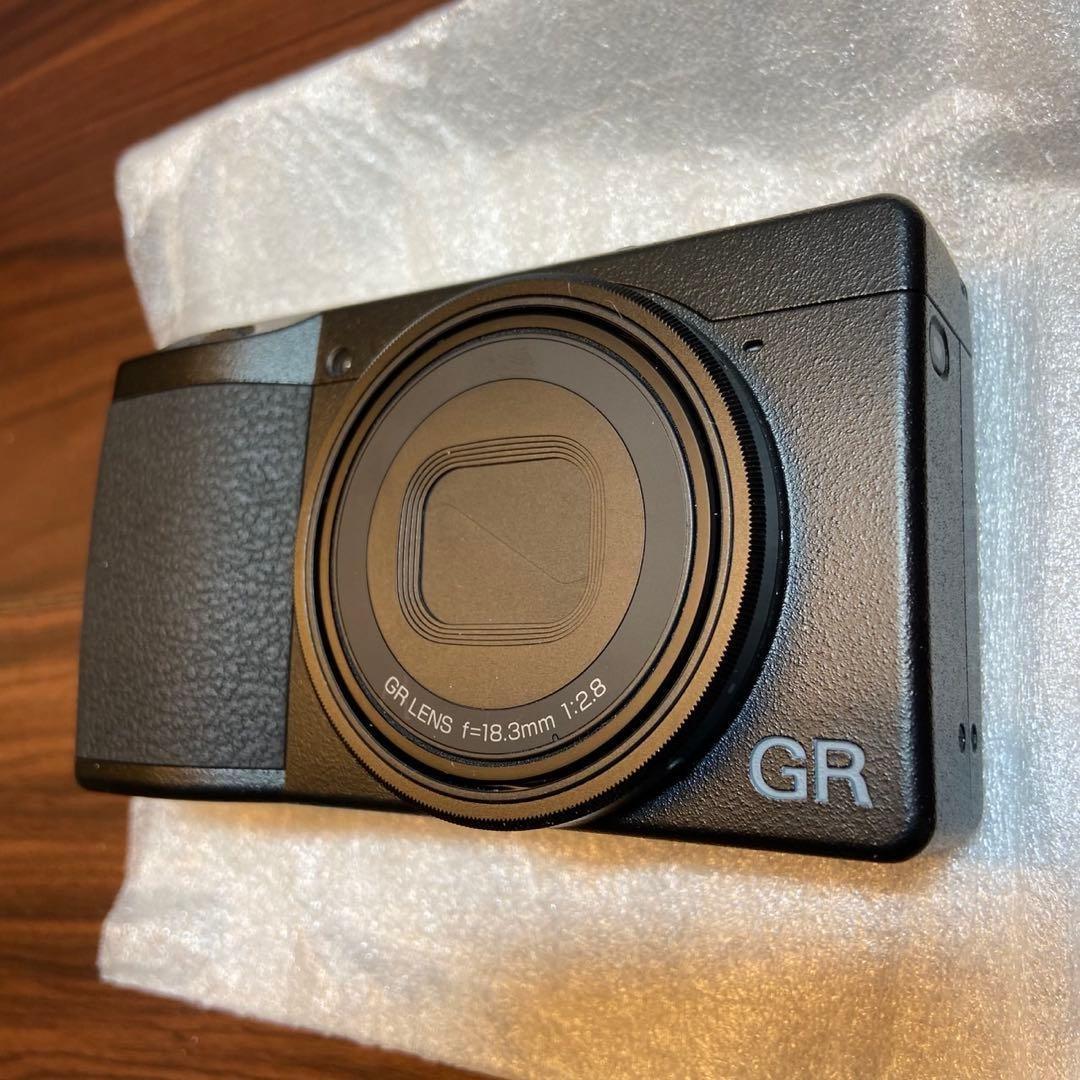 RICOH GR Ⅲ デジカメ ほぼ新品 4930