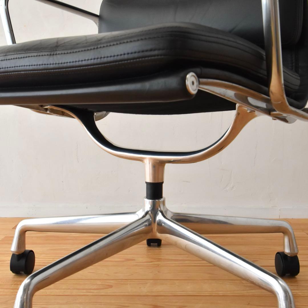 Herman Miller イームズ　ソフトパッド　アルミナムチェア