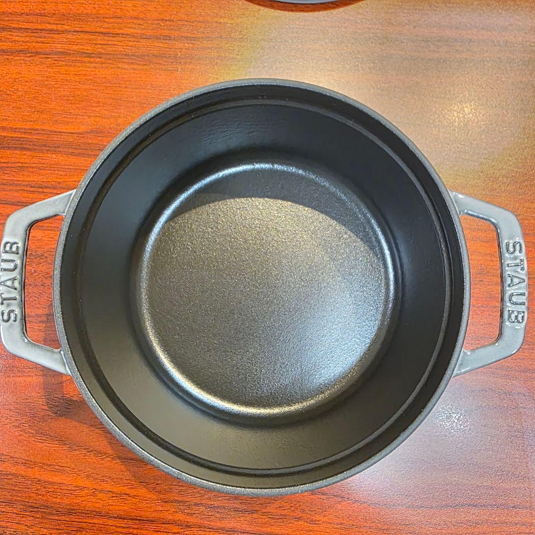 週末限定 staub 18cm ピコ・ココット ラウンド グレー