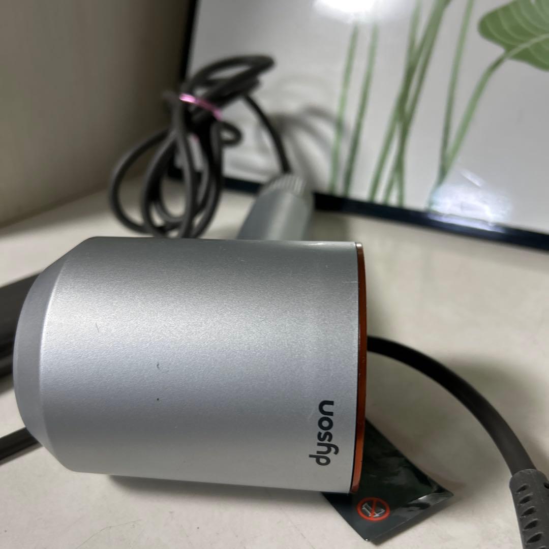 Dyson ダイソン ドライヤー HD03 動作確認済み