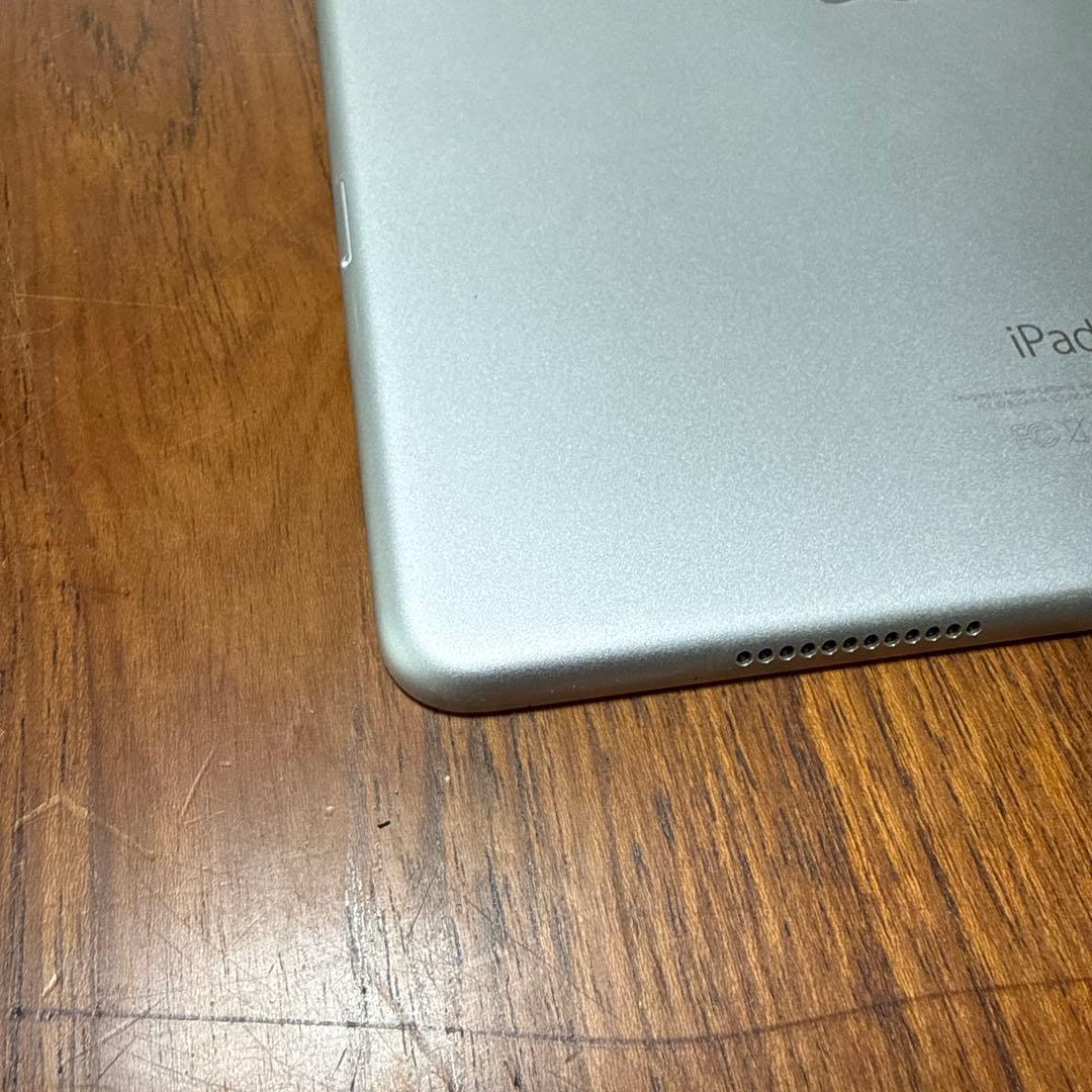 iPad本体 iPad Pro 9.7 A1674 wifi Cellular 32gb