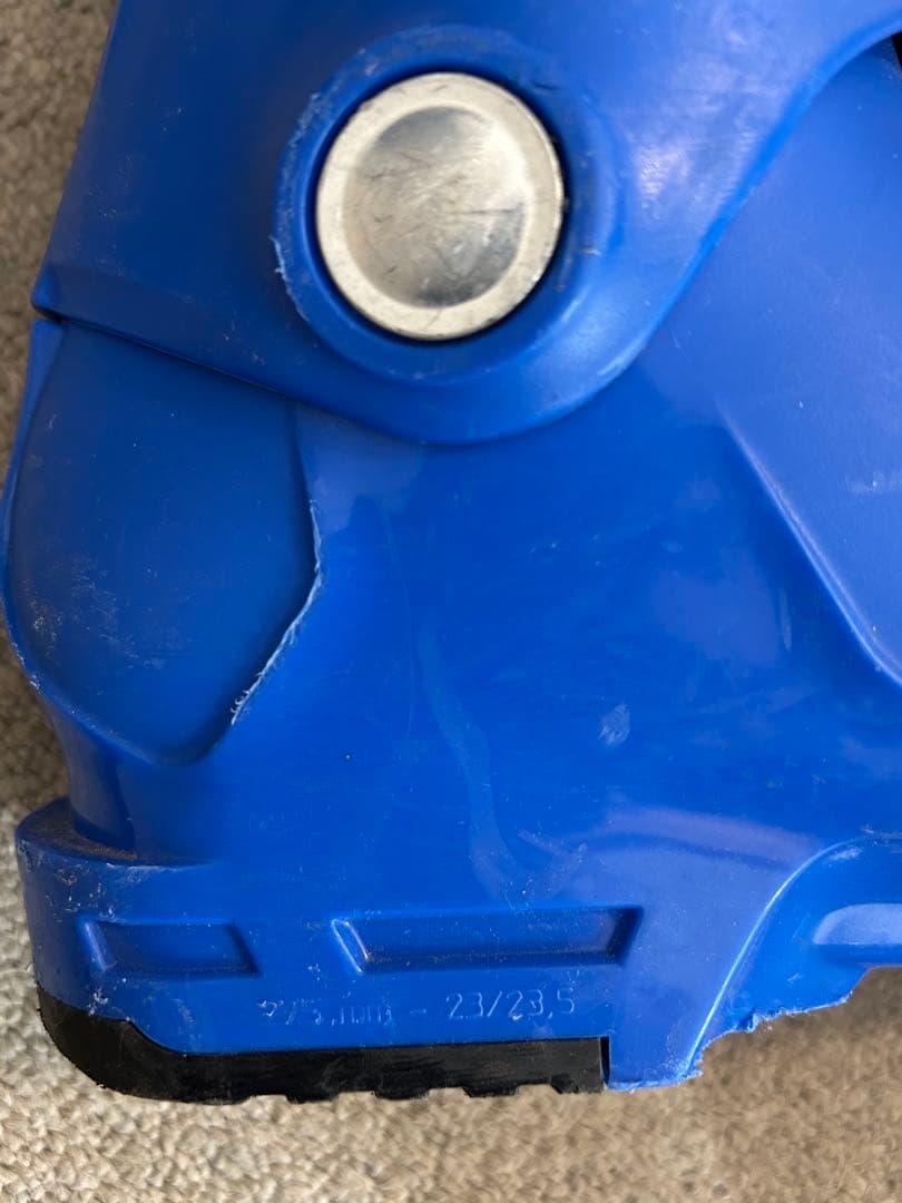 【最終お値下げ】サロモンキッズ用スキーブーツ　23/23.5㎝