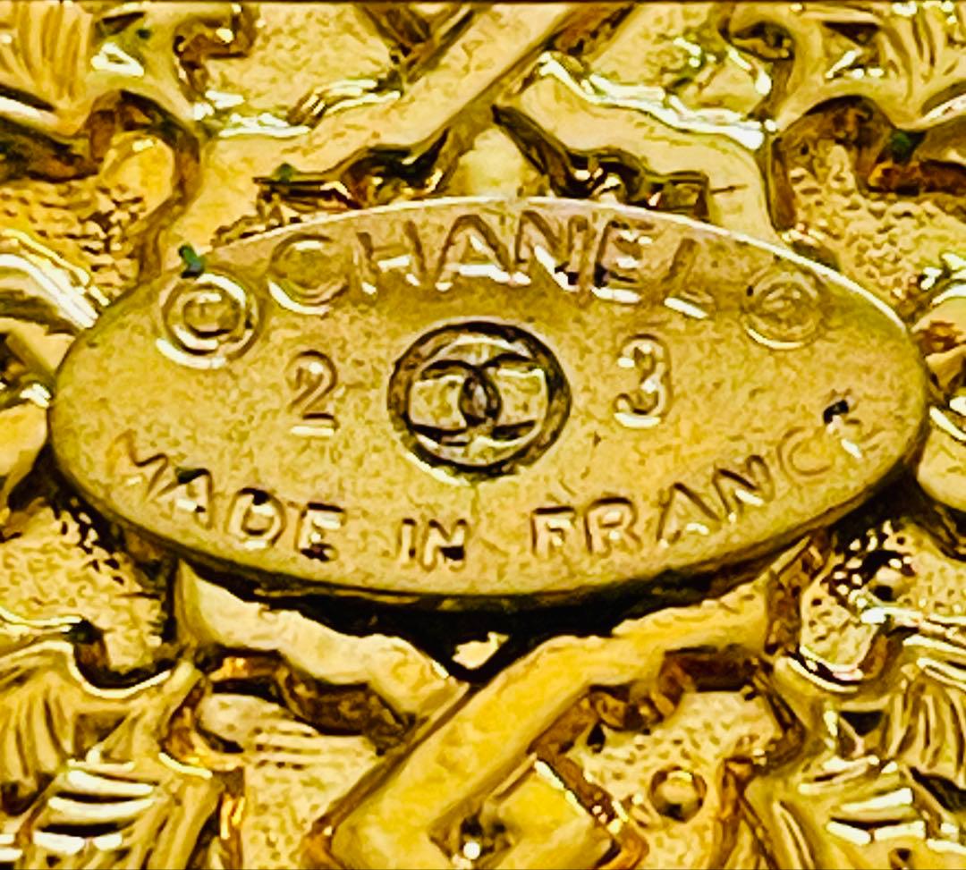 a*e様 CHANEL シャネル 23 グリポア フェイクパール　ブローチ