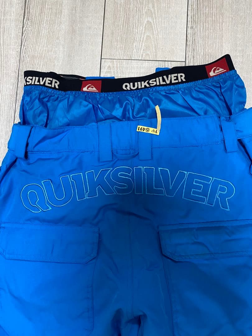 QUIKSILVER スノーボードウェア Sサイズ上下セット