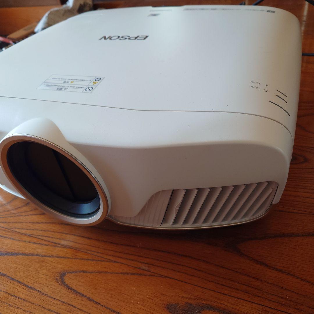 希少現品限り エプソン EH-TW8300W dreamio 4K ワイヤレス