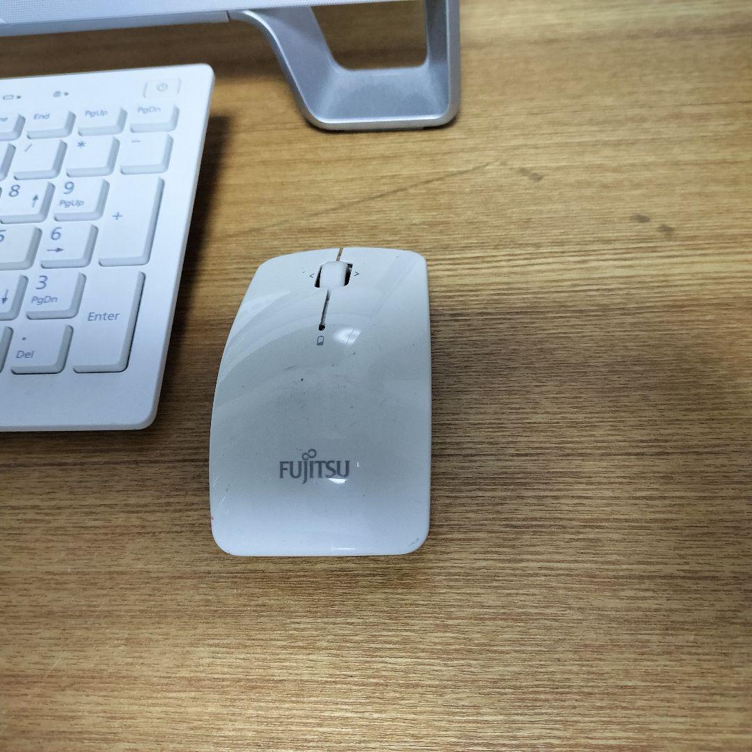 富士通　FMVF53YDW一体型【used品.初期化済、8年前購入、】