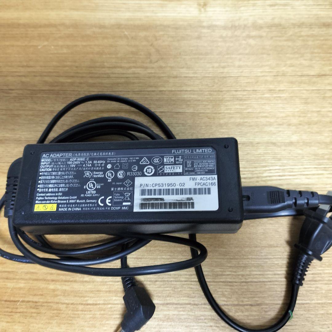 富士通　FMVF53YDW一体型【used品.初期化済、8年前購入、】