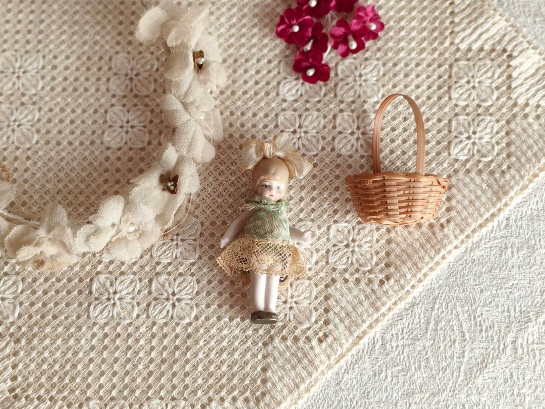 * antique doll ୨୧ ジャーマン ビスクドール 可愛い 赤ちゃん