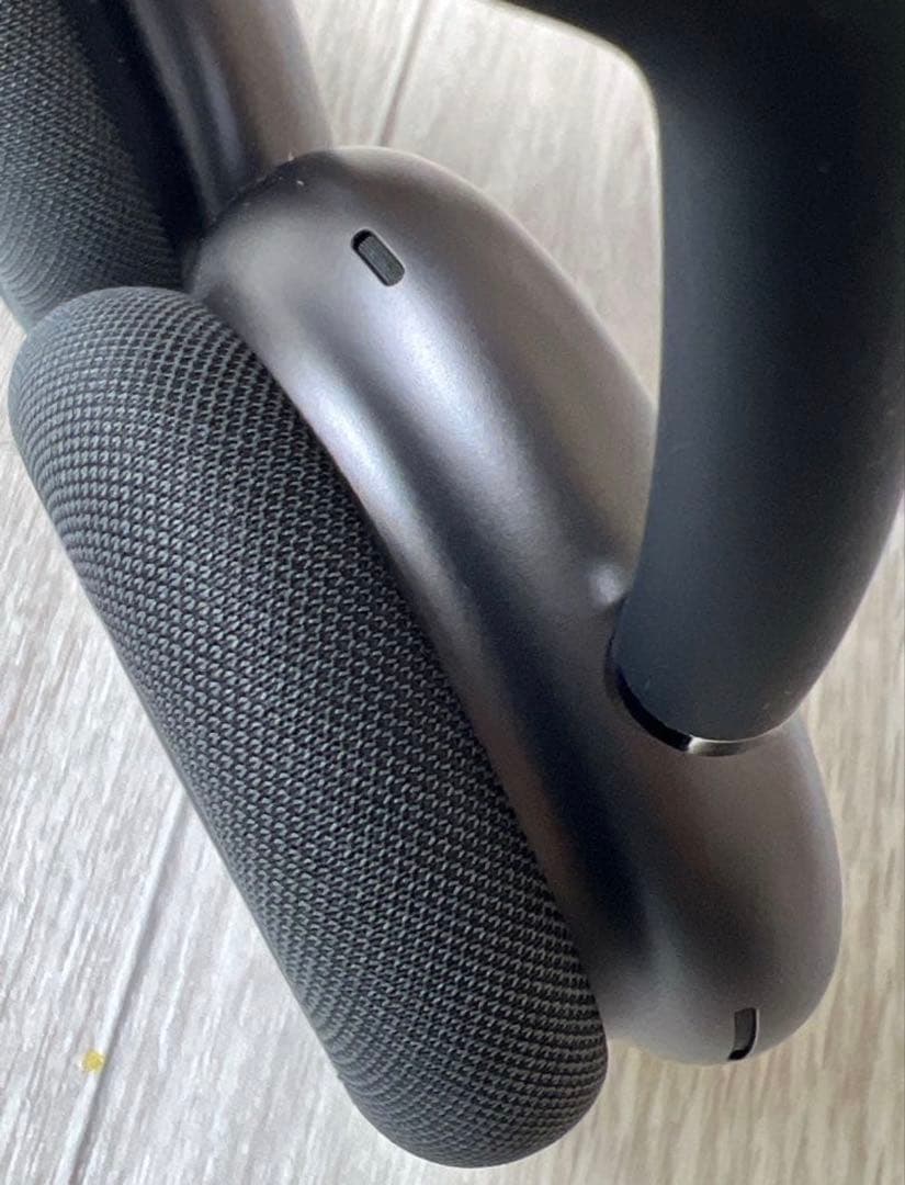 【美品】AirPods Max と 交換用 新品イヤークッション付き 正規品