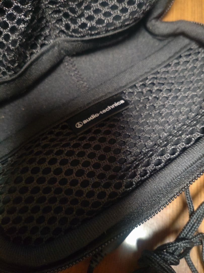 audio technica ATH-EM7　有線イヤホン　ケース付き