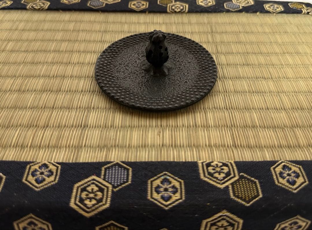 本番盛岡 薫山 南部鉄器 鉄瓶 南部型 霰 あられ 2リットル 新品未使用品