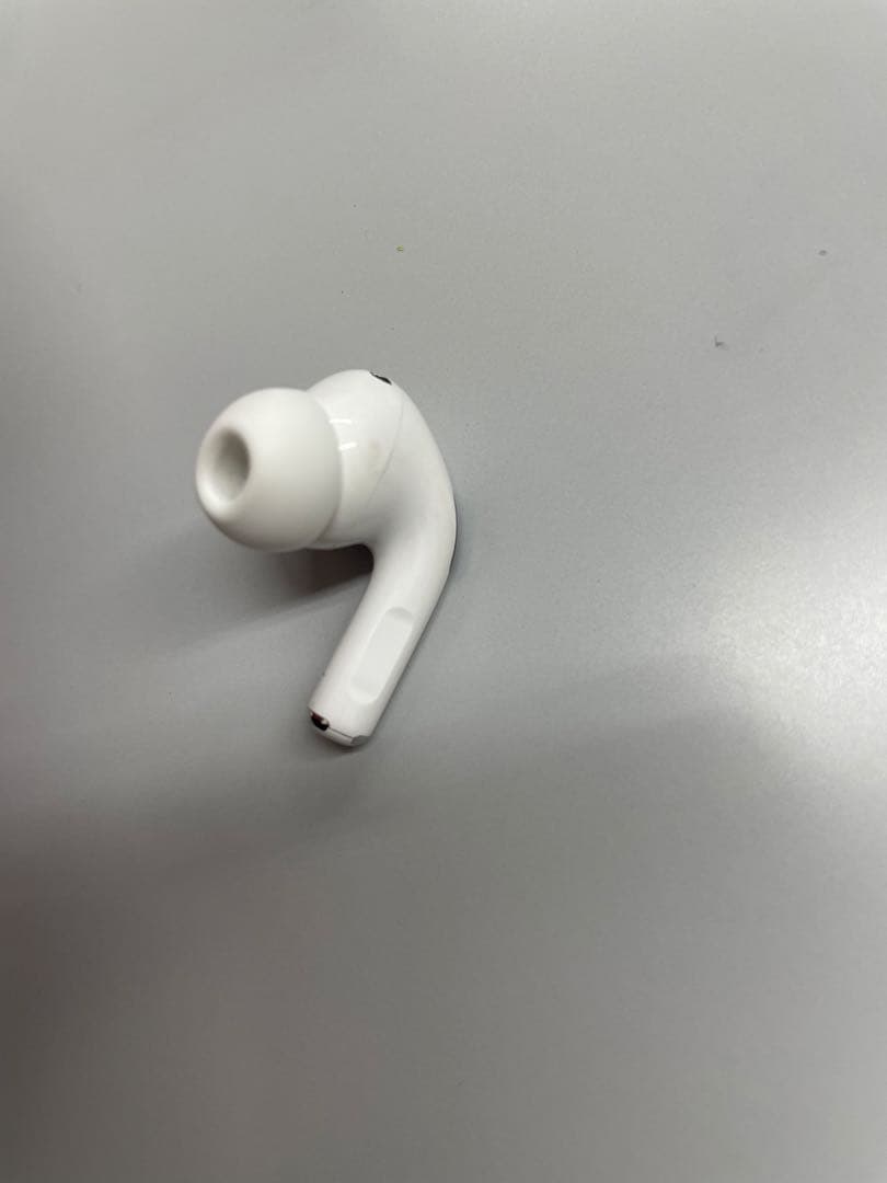 AirPods Pro 2 左耳