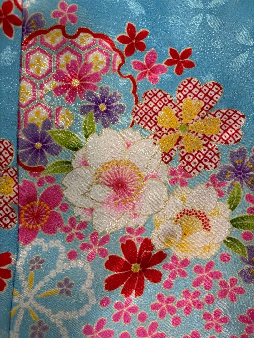 七五三　3歳女の子　着物・被布セット　爽やか水色着物　白い桜　雪輪　鹿子柄　新品