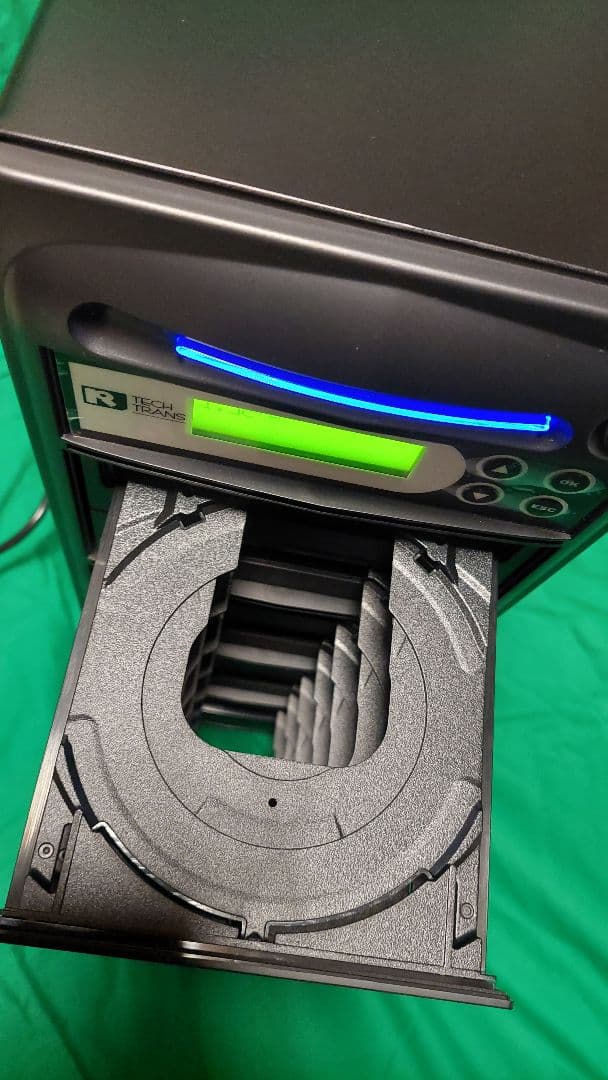 DRP-シリ-ズ　　　　　　　CD/DVD HDD-7ドライブ複製器