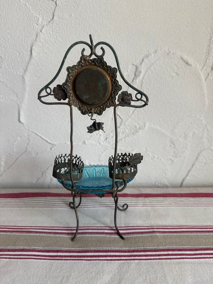 フランスアンティーク オブジェ　ガラスとワイヤーワークのキャンドルホルダー