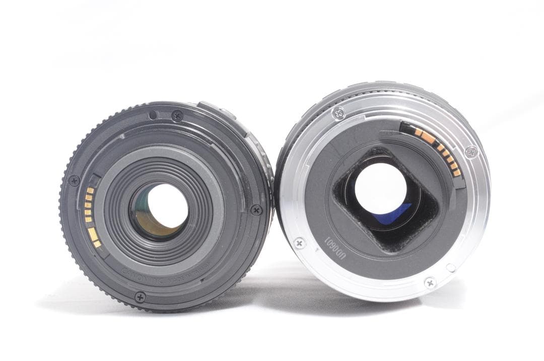 Canon Kiss X7✨一眼レフカメラ　スマホ転送　ダブルズームキット　軽量