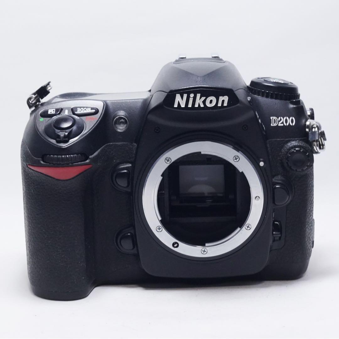 動作確認済 極美品 Nikon D200 ボディ デジタル一眼レフ